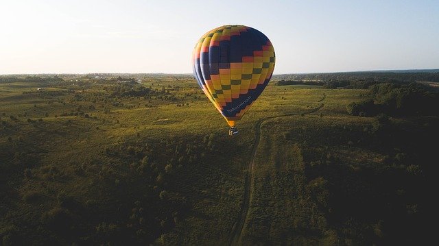 Tip na rande - let horkovzdušným balónem.