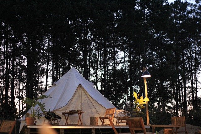 Glamping ubytování - jurta