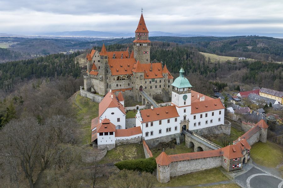 Nejhezčí hrady a zámky - hrad Bouzov