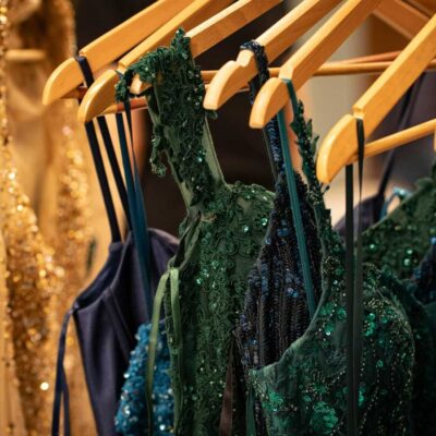 Jaké vybrat plesové šaty.